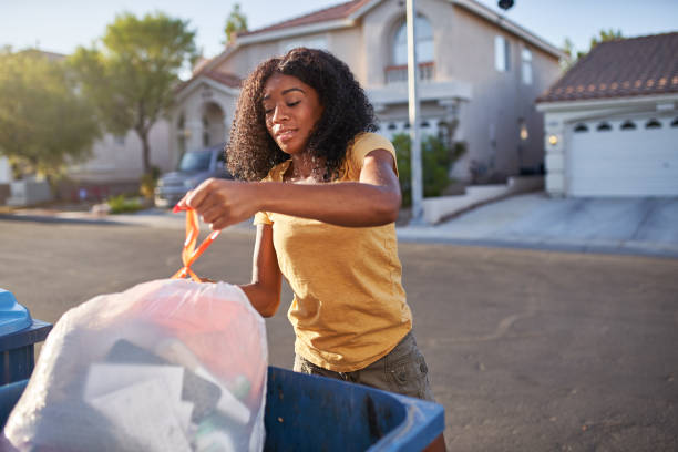 Best Commercial Cleanout Services  in Herscher, IL